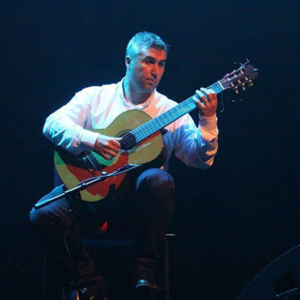 guitarrista Aires Pinheiro