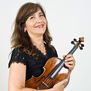 Alexandra Mendes violino