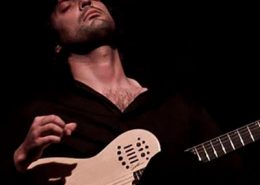 Edgar Petejo guitarrista português