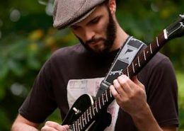 Mané Fernandes guitarra