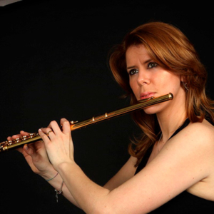 Carla Rodrigues flautista