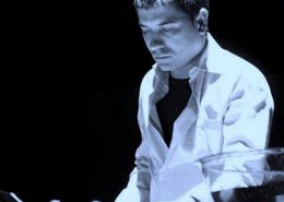 percussionista Ricardo Monteiro