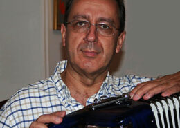 Hermenegildo Guerreiro, acordeonista natural de Salir, Loulé