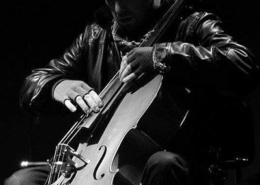 Diogo Penha, violoncelista, de Ponte de Lima