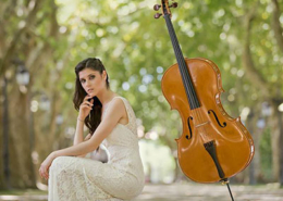 Gabriela Magalhães, violoncelista, de Ponte de Lima