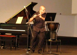 Cláudio Nolasco, flautista, compositor e docente