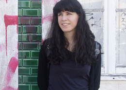Inés Badalo, compositora e guitarrista