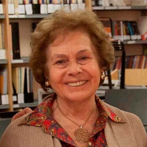 Maria Macedo, violoncelista e pedagoga gaiense