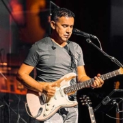 Lista dos Guitarristas Pedro Bray, guitarrista, créditos Muhamad Abdoh